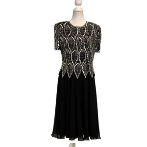 Vintage Laurence Kazar Women's Black and Silver Beaded Sequined Flowy
Dress